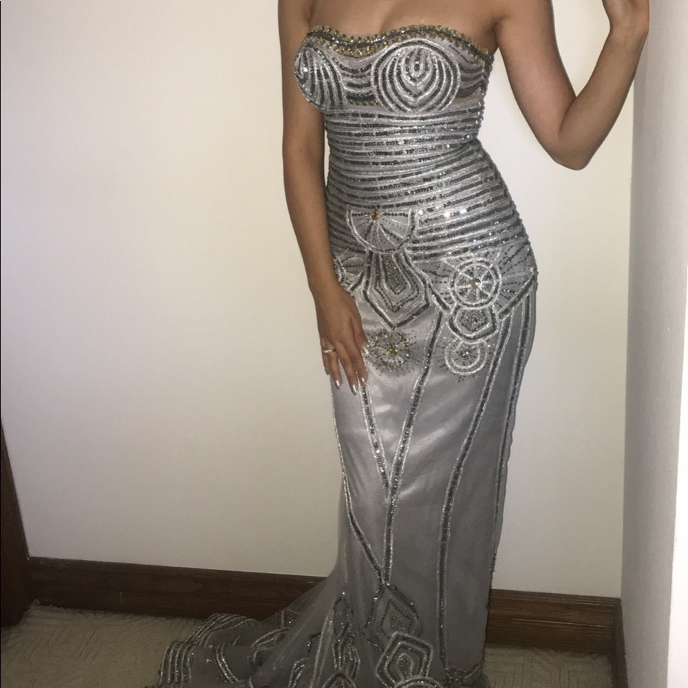 Prom Dress - Picture 5 of 6